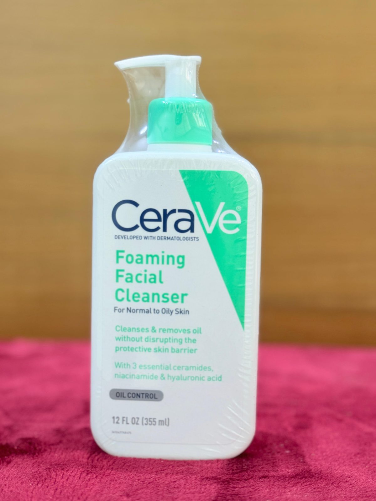CeraVe Foaming Facial Cleanser - Image 1